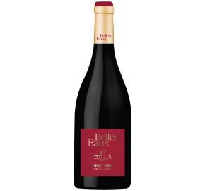Belles Eaux - Pinot Noir - Velvet Label bottle
